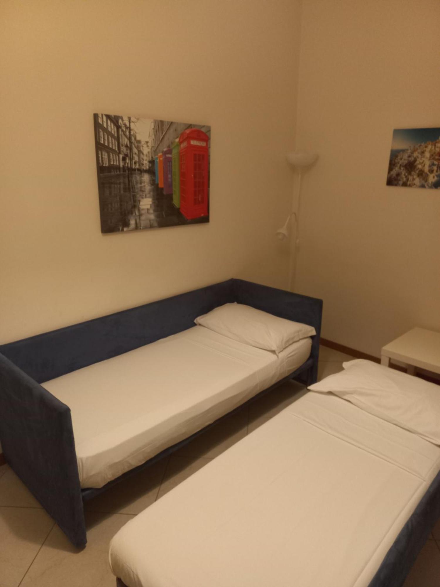 Appartamenti Le Gemme Napoli Bagian luar foto