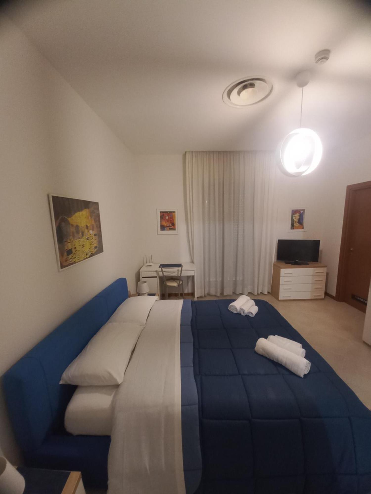 Appartamenti Le Gemme Napoli Bagian luar foto